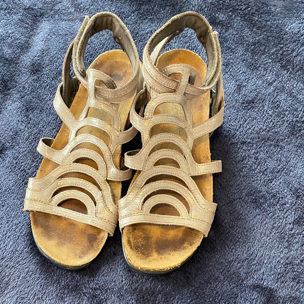 Naot silver gladiator sandals